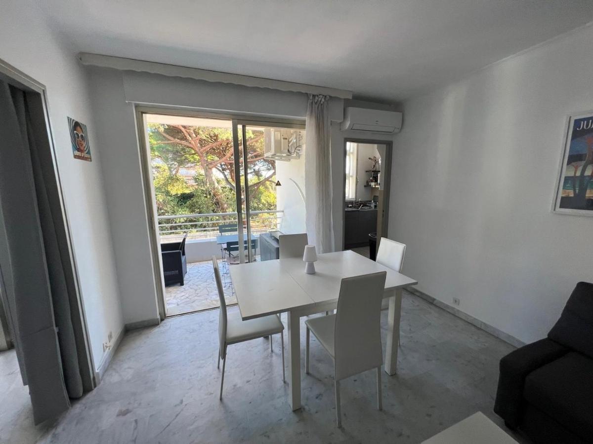 Seafront - Beautiful Flat With Aircon And Comfortable Loggia Vallauris Exteriör bild