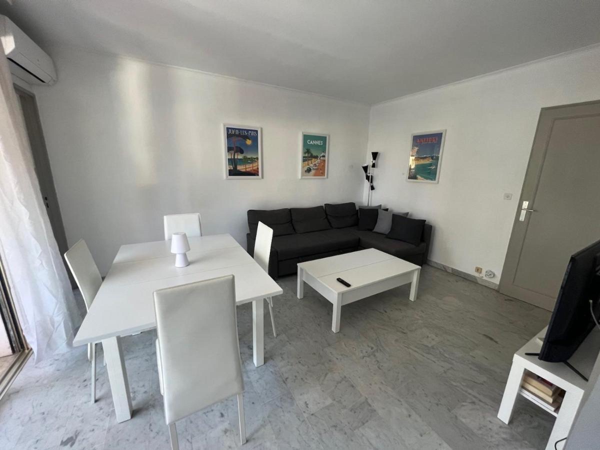 Seafront - Beautiful Flat With Aircon And Comfortable Loggia Vallauris Exteriör bild